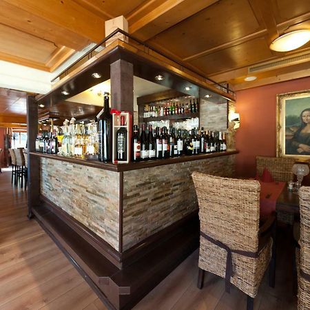 Hotel Gruner Baum Lindau  Bagian luar foto